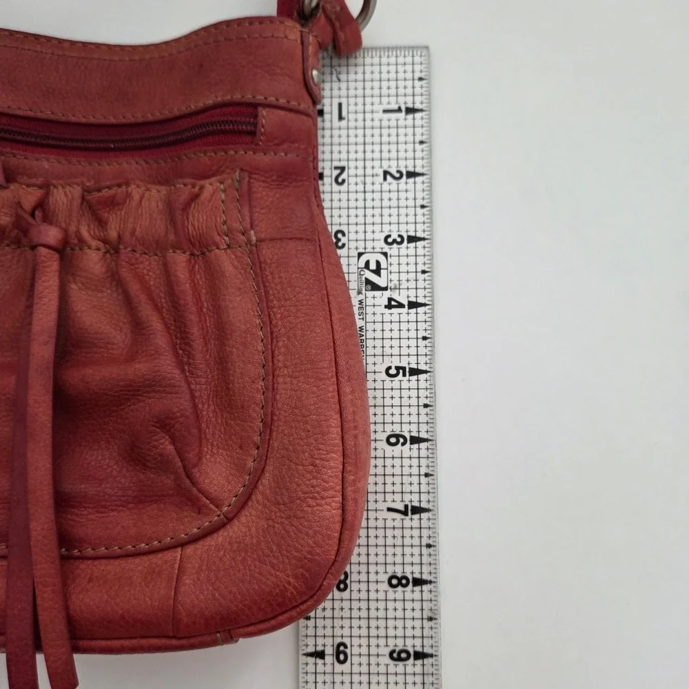 Vintage Fossil Crossbody Bag Red Pebbled Leather Boho Drawstring Small Womens OS